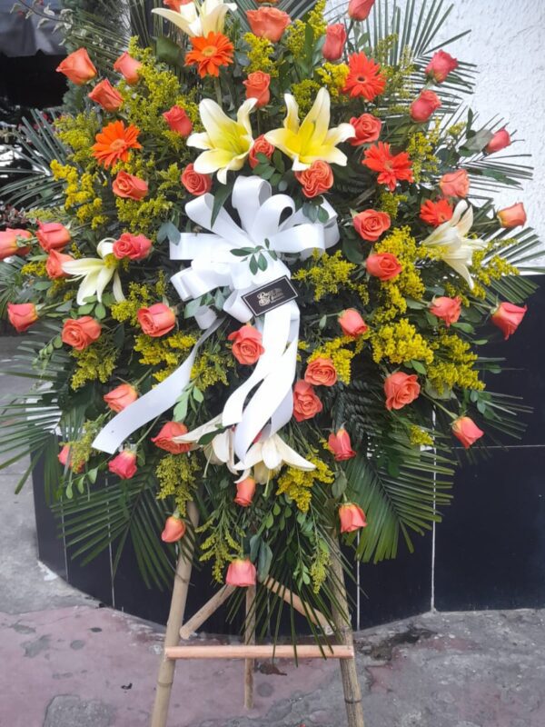 Corona fúnebre flores naranja