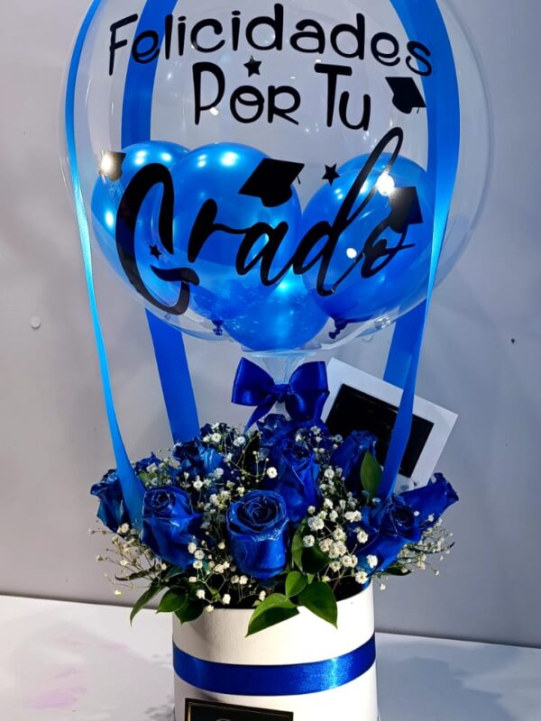 Detalles Bucaramanga - Flores de colores con globos en caja