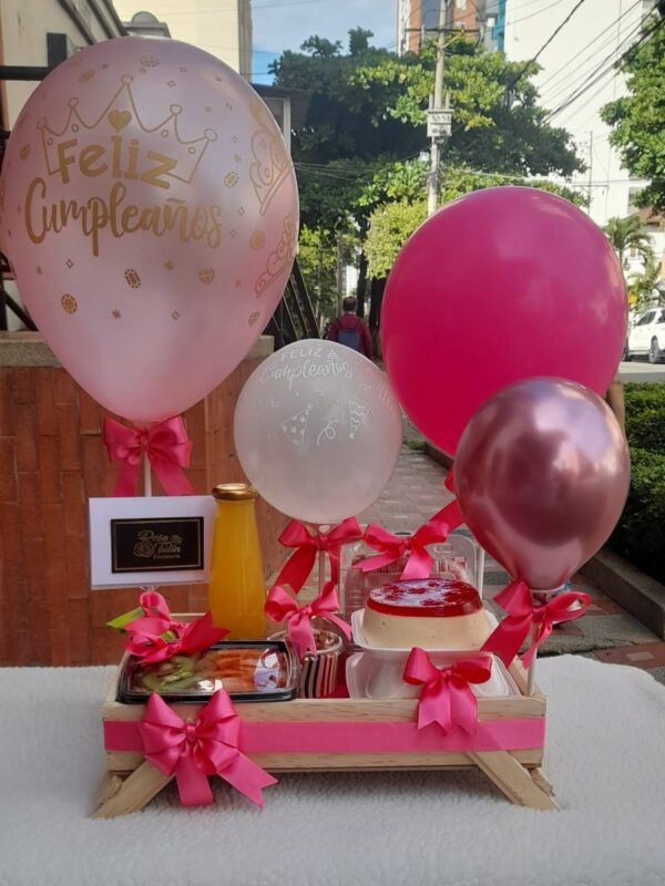 Desayuno Sorpresa Bucaramanga - con globos para cumpleaños