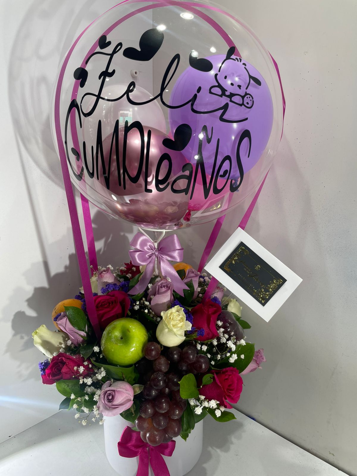 Globo burbuja con flores y frutas Bucaramanga