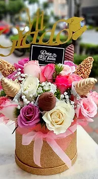 Arreglos florales con chocolates